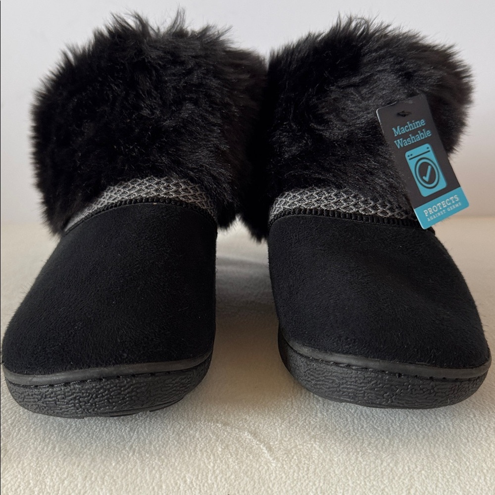 Isotoner ankle slippers - Picture 3 of 9